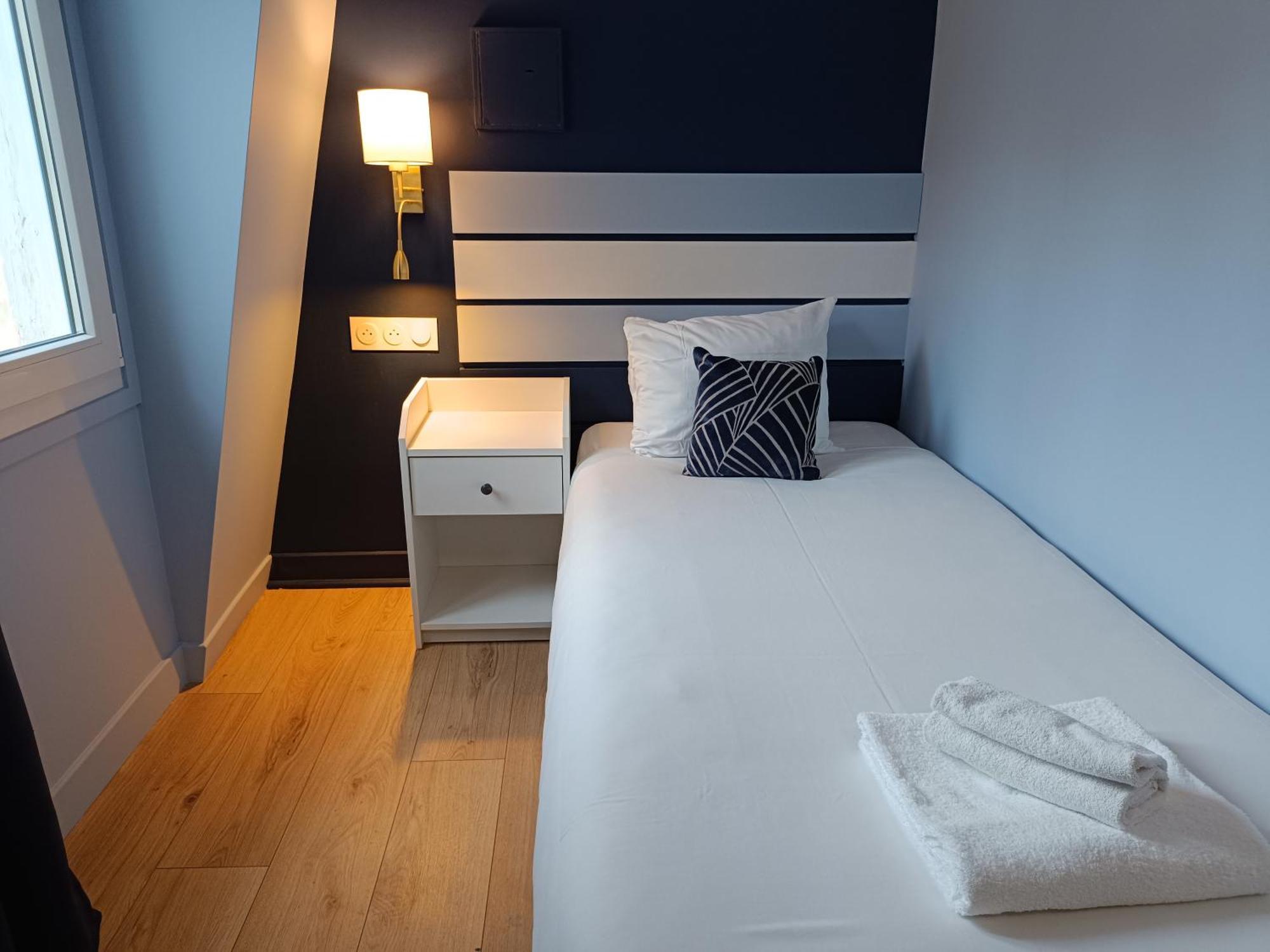 Triple Room,1758316273:JPEG