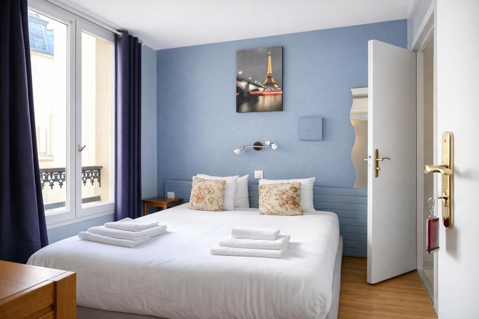Single Room,1758316261:JPEG